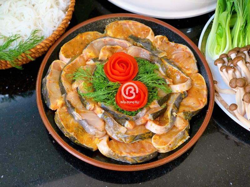 Cách làm cá tầm Sapa hấp xì dầu ngon ngọt đến từng thớ thịt