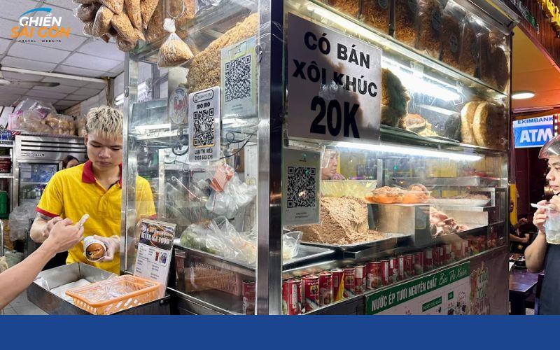 Không gian quầy bánh mì Bùi Thị Xuân Quận 1