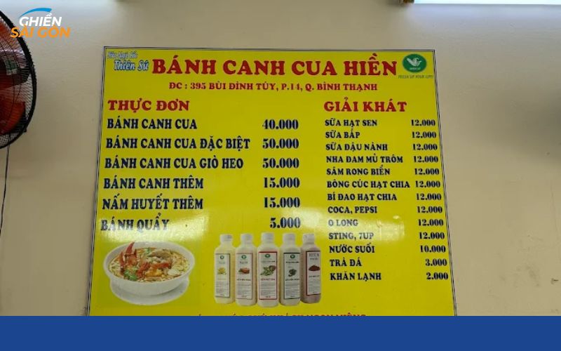 Không gian bên trong bánh canh cua Hiền