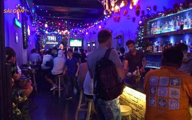 Âm nhạc và vibe chill tại Thi Bar Saigon
